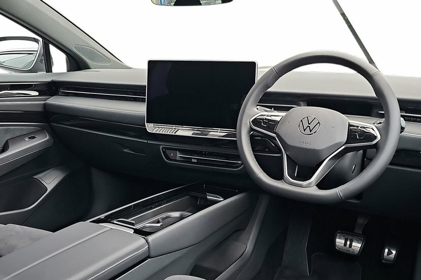 Volkswagen ID.7 Pro S 86Kwh Match Plus Tourer 2 DA26JMO Black #6