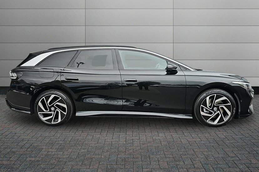 Volkswagen ID.7 Pro S 86Kwh Match Plus Tourer 2 DA26JMO Black #4