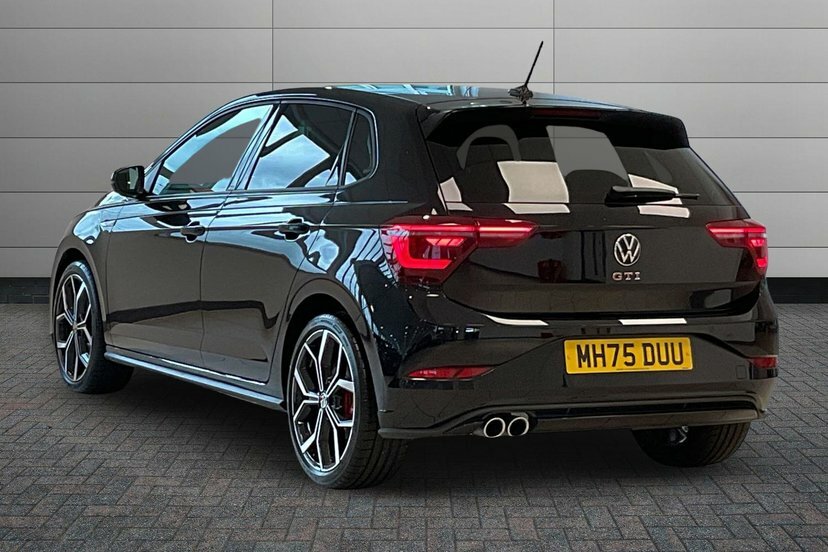Volkswagen Polo 2.0 Tsi Gti Hatchback Dsg 207 Ps Black #3