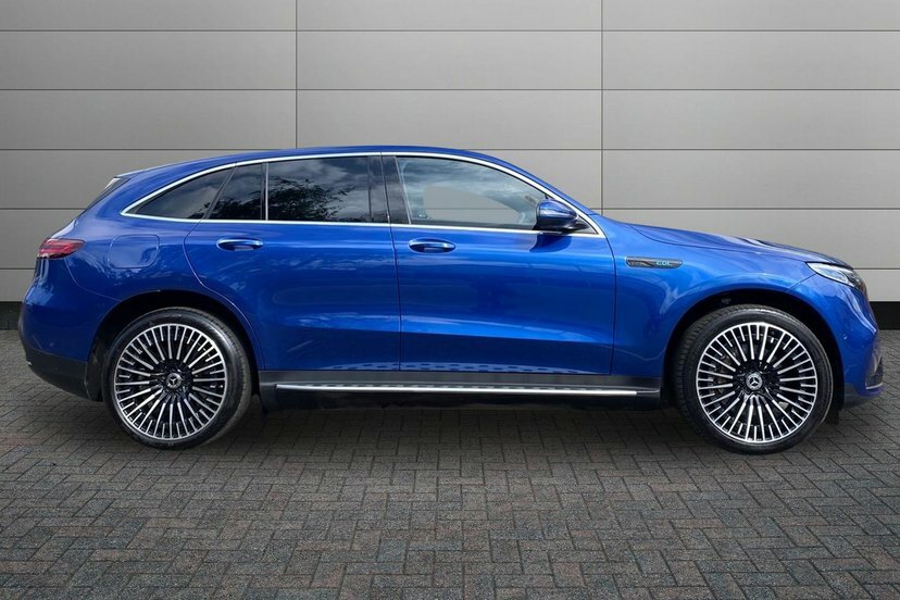 Mercedes-Benz EQC Eqc 400 80Kwh Amg Line Premium Suv KM73WVF Blue #3