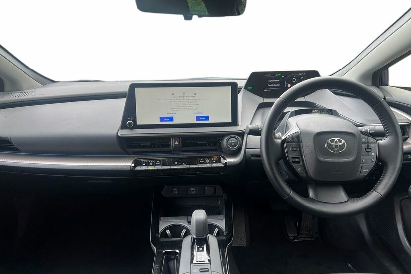 Toyota Prius 2.0 13.6Kwh Excel Hatchback Plug-in Hyb RF75AVN #5