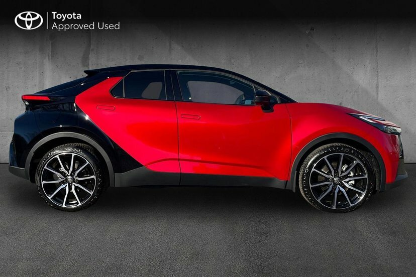 Toyota C-Hr 2.0 Vvt 13.6Kwh Gr Sport Suv Plug-in Hy GN26YLP Black #4