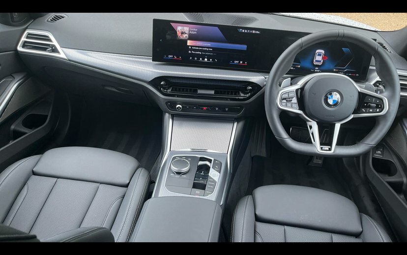BMW 3 Series 320I M Sport Touring AK26BAO White #4