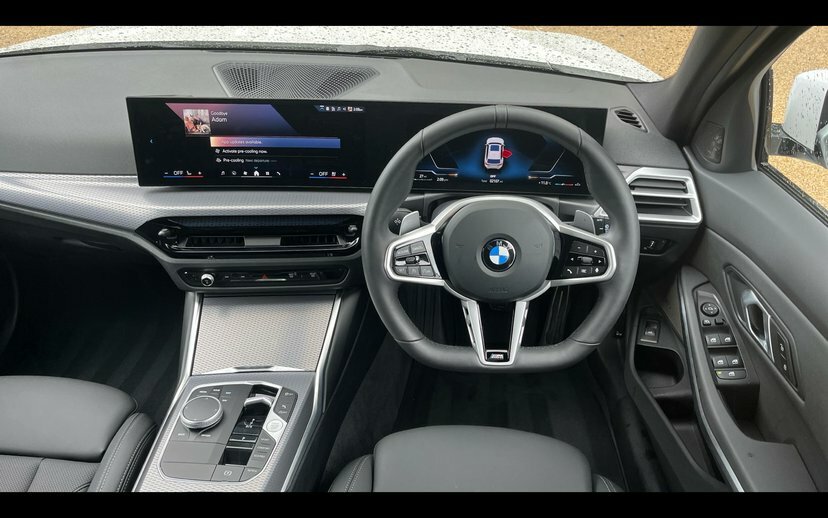BMW 3 Series 320I M Sport Touring AK26BAO White #5
