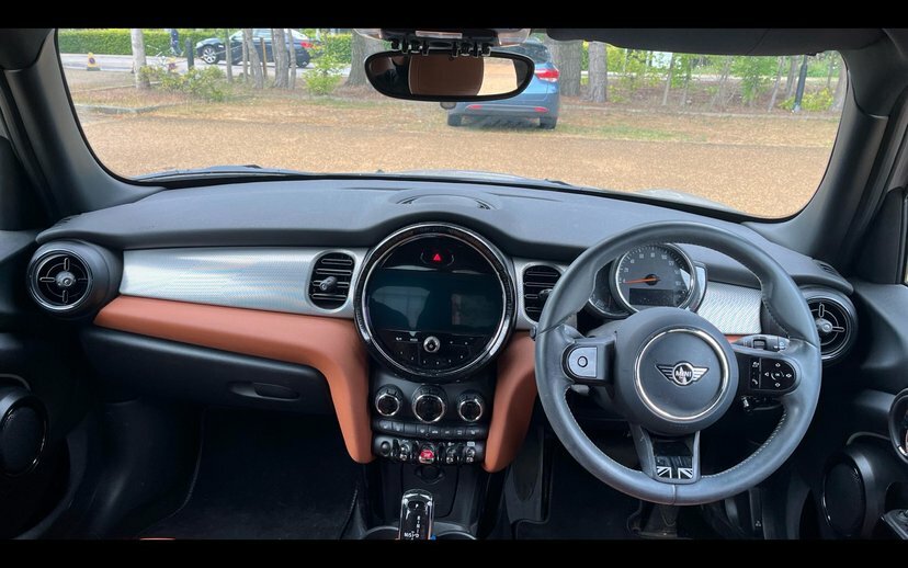 Mini Hatch 5-Door Hatch Cooper Exclusive AF72XVW Grey #4
