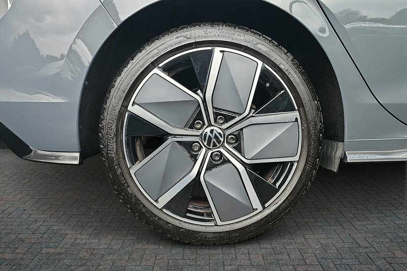 Volkswagen Golf 1.5 Tsi R-line Hatchback 150 Ps KM25LLF Grey #5