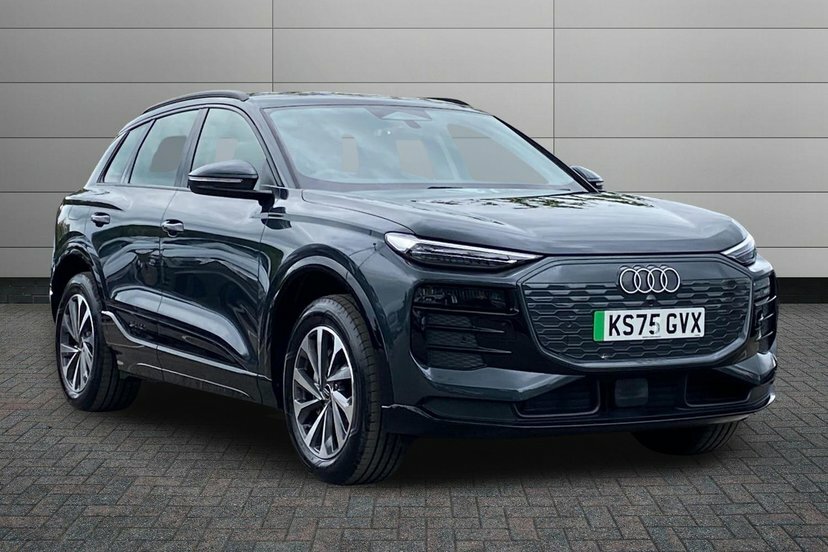 Audi Q6 E-Tron 83Kwh Sport Suv 252 Ps Grey