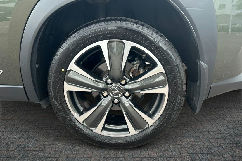 Lexus UX 2.0 250H Takumi Suv Hybrid E-cvt 184 P RK69YKG  #5