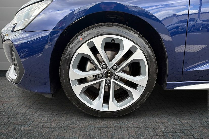 Audi A3 1.5 Tfsi 35 S Line Saloon S Tronic 150 DC25WZP Blue #5