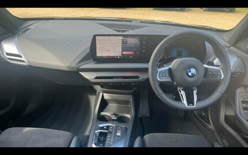 BMW 1 Series 123 Xdrive M Sport Black #4