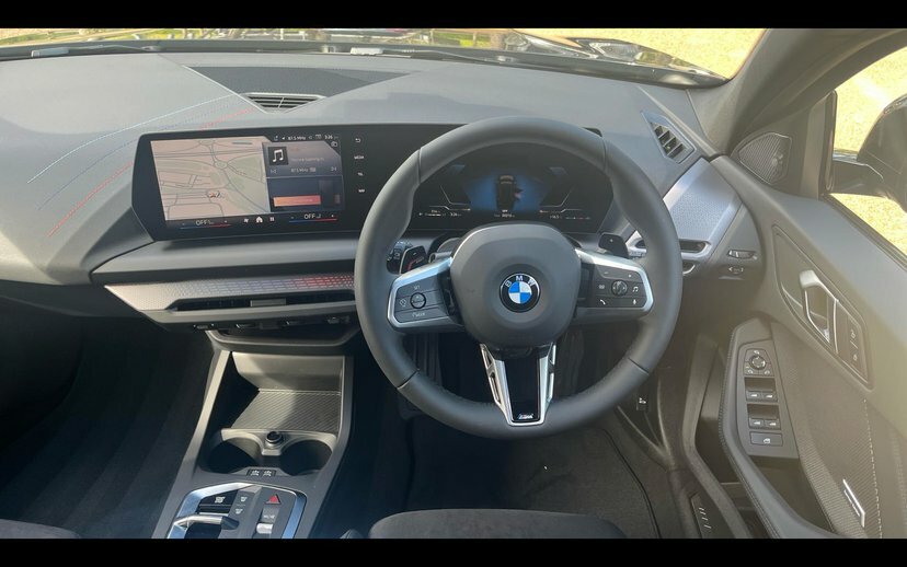 BMW 1 Series 123 Xdrive M Sport Black #5