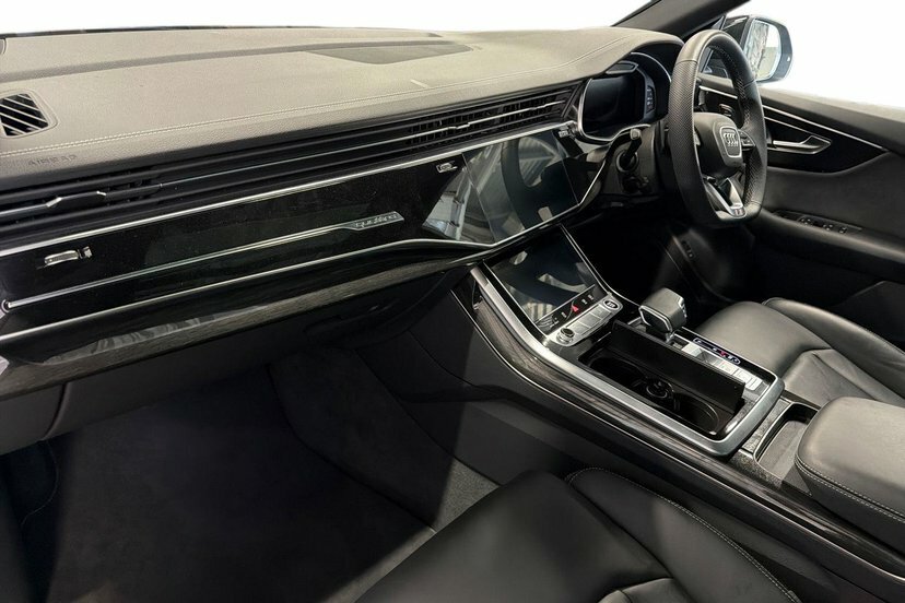 Audi Q8 3.0 Tdi V6 50 Black Edition Suv Tiptron Black #2