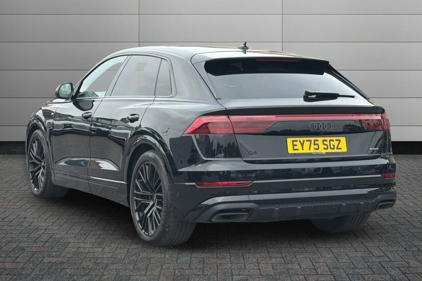 Audi Q8 3.0 Tdi V6 50 Black Edition Suv Tiptron Black #3