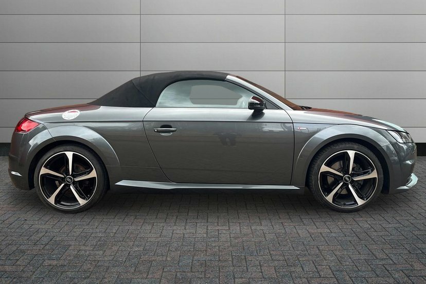 Audi TT 1.8 Tfsi Black Edition Roadster Grey #4