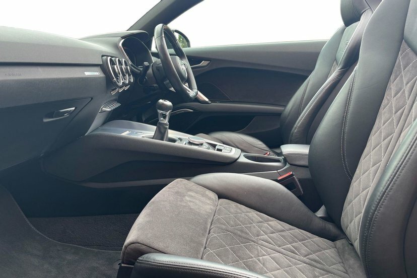 Audi TT 1.8 Tfsi Black Edition Roadster Grey #2