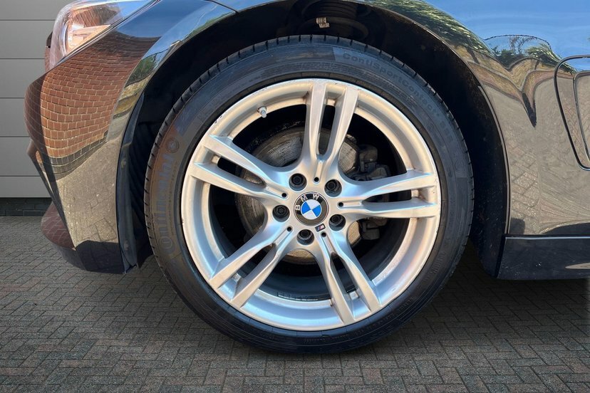 BMW 4 Series Gran Coupe 2.0 420D M Sport Hatchback 190 Black #5
