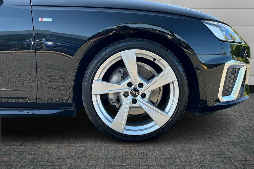 Audi A4 Avant 2.0 Tfsi 40 S Line Estate S Tronic 204 Black #5