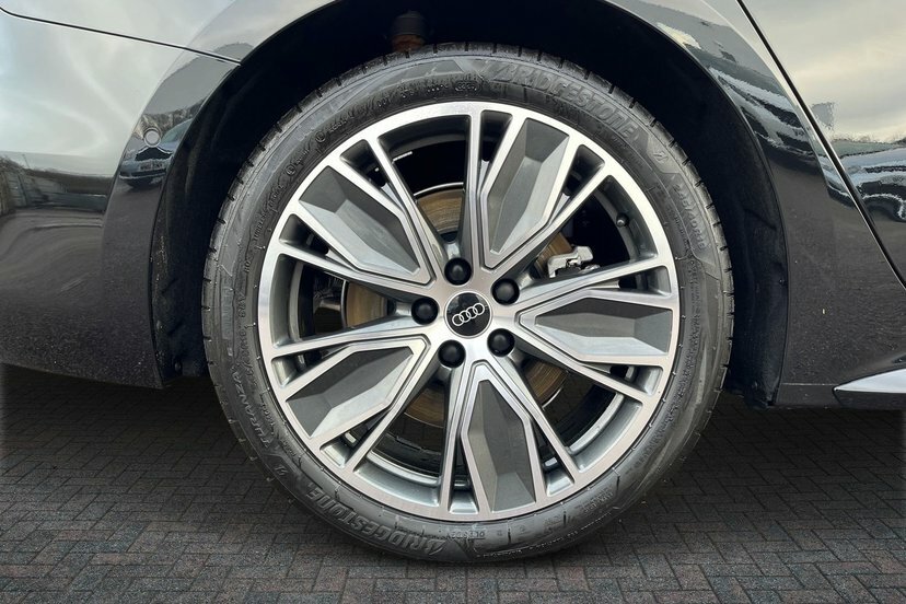 Audi A5 2.0 Tdi S Line Saloon S Tronic 204 Ps Black #5