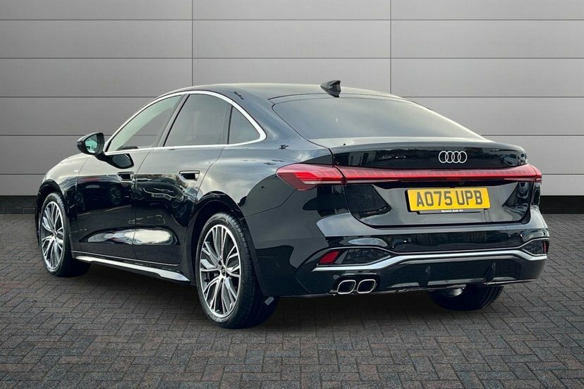 Audi A5 2.0 Tdi S Line Saloon S Tronic 204 Ps Black #3