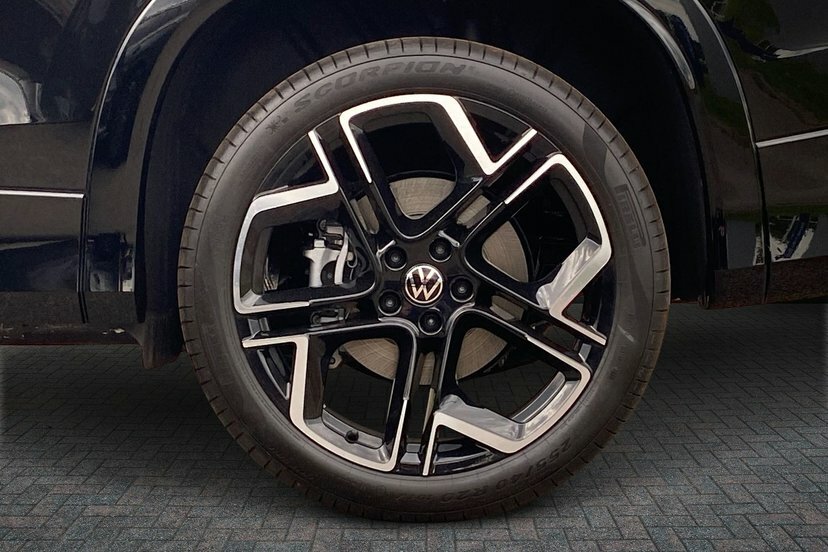 Volkswagen Tayron 2.0 Tdi R-line Suv Dsg 150 Ps MT26DCO Black #5