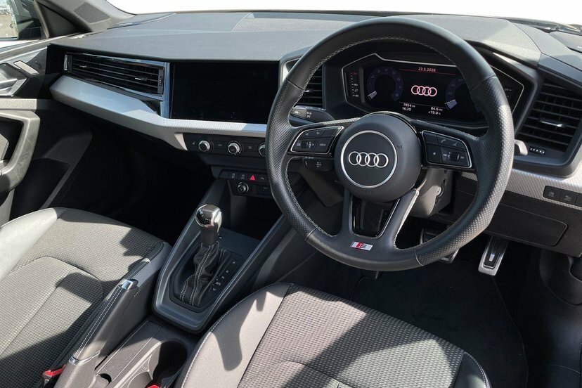 Audi A1 1.0 Tfsi 25 S Line Sportback S Tronic Black #6