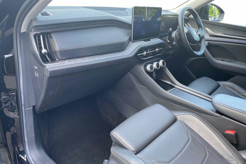 Skoda Kodiaq 1.5 Tsi E-tec Mhev Se L Suv Hybrid Dsg LO24EDX Black #2