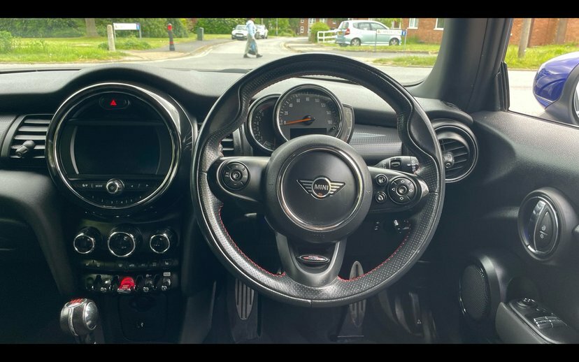 Mini Hatch 3-Door Hatch Cooper Sport AJ70VJO Blue #5