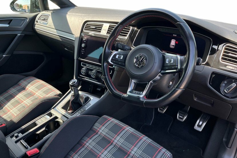 Volkswagen Golf 2.0 Tsi Gti Hatchback 230 Ps Black #6
