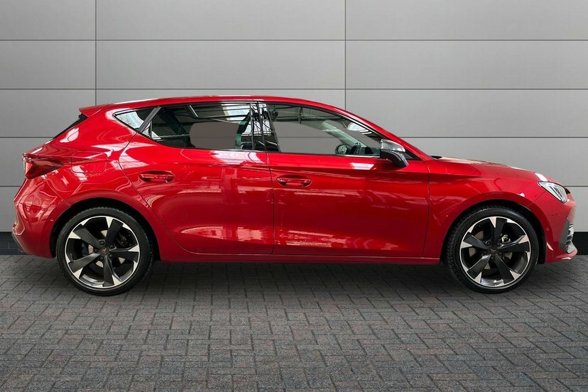 Cupra Leon 1.5 Etsi Evo V1 Hatchback Hybrid Dsg 1 Red #4