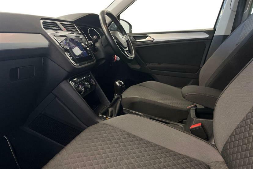 Volkswagen Tiguan 1.4 Tsi 125 Se Nav MV18HWZ Grey #2