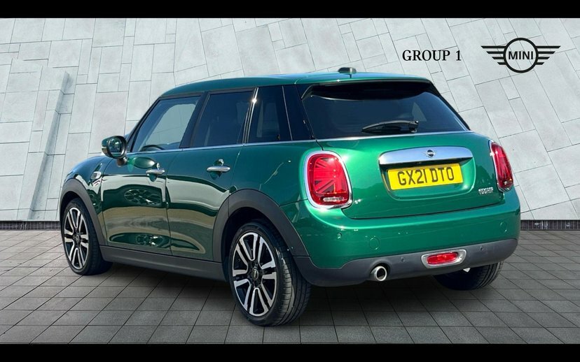 Mini Hatch 5-Door Hatch Cooper Exclusive GX21DTO Green #2