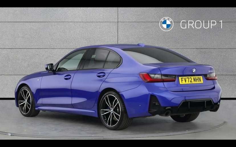 BMW 3 Series 320I M Sport Saloon FV72MHN Blue #2