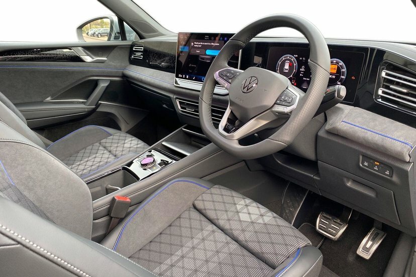 Volkswagen Tiguan 1.5 Etsi Mhev R-line Suv Hybrid Dsg 15 LN26JTO Silver #6