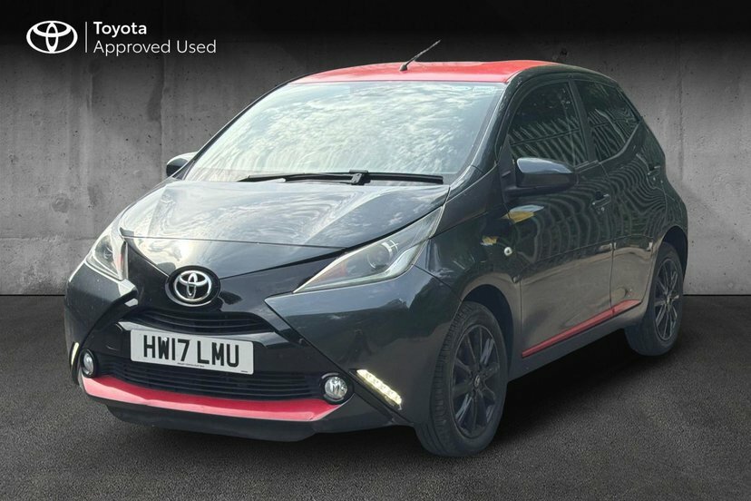 Toyota Aygo 1.0 Vvt-i X-press Hatchback 68 Black #3