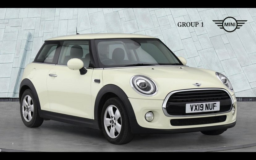 Mini Hatch 3-Door Hatch Cooper Classic VX19NUF White