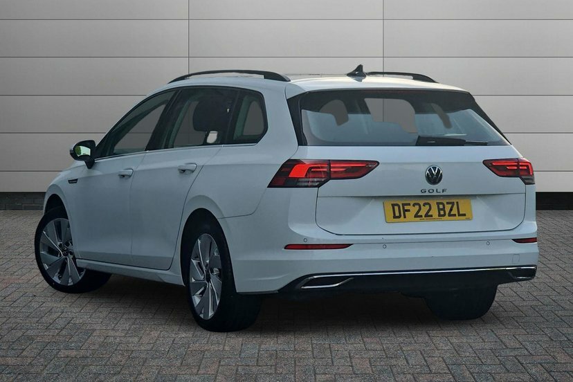 Volkswagen Golf 1.5 Tsi Style Estate 150 Ps DF22BZL White #3