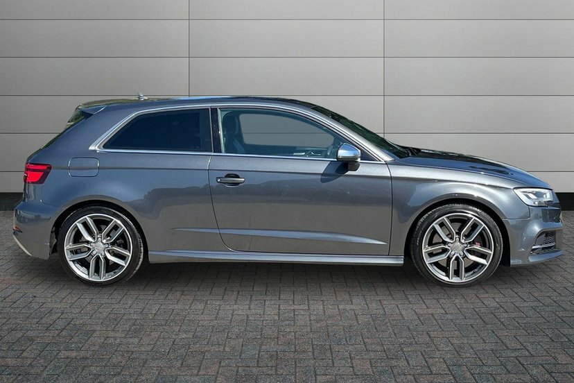Audi S3 2.0 Tfsi S Tronic Quattro RF67WXJ Grey #4