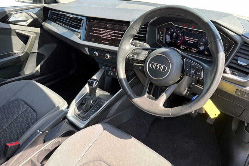 Audi A1 1.0 Tfsi 30 Sport Sportback S Tronic 1 White #6