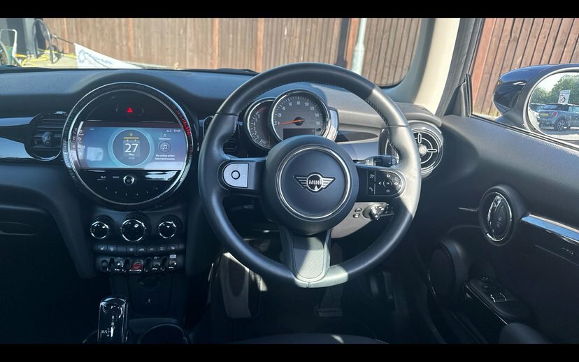 Mini Hatch 3-Door Hatch Cooper Classic EA72YNO White #5