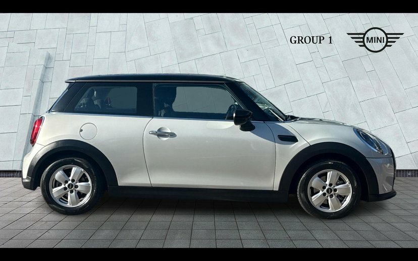 Mini Hatch 3-Door Hatch Cooper Classic EA72YNO White #3