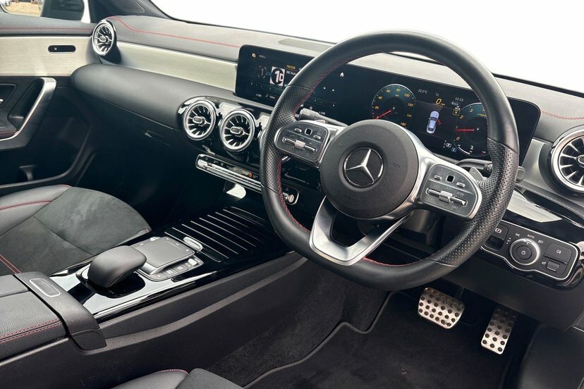 Mercedes-Benz CLA Class 1.3 Cla200 Amg Line Executive Coupe 7 BU23SFF Blue #5