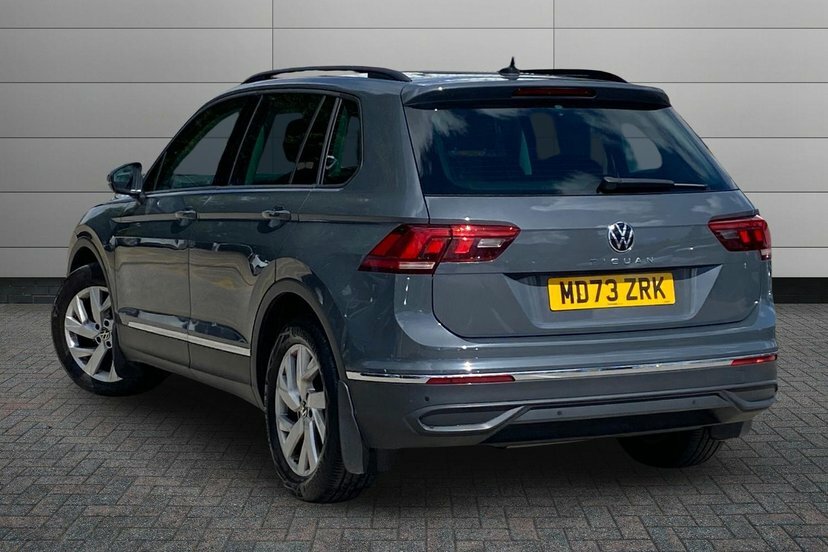 Volkswagen Tiguan 2.0 Tdi Life Suv Dsg 150 Ps MD73ZRK Grey #3