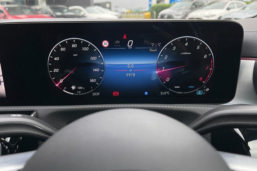 Mercedes-Benz CLA Class Cla200h Amg Line Premium Shooting Brake KO25RNJ Black #6