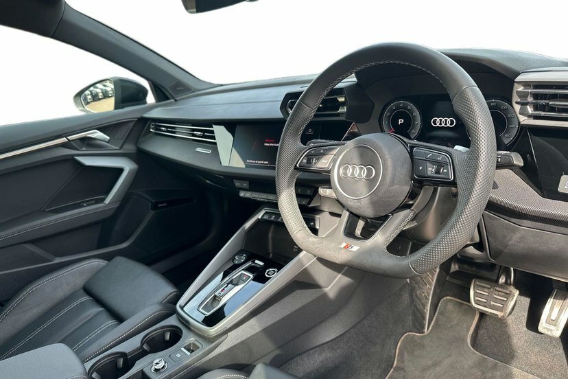 Audi A3 1.5 Tfsi 35 Black Edition Sportback S T KR25WNV Black #6
