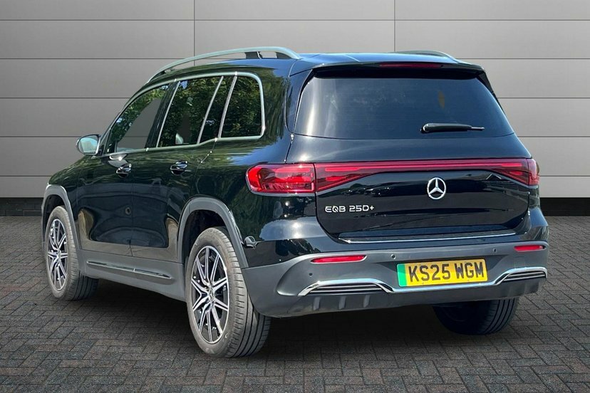 Mercedes-Benz EQB Eqb 250 70.5Kwh Amg Line Executive KS25WGM Black #2