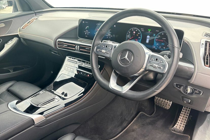 Mercedes-Benz EQC Eqc 400 80Kwh Amg Line Suv 4Mati KM70KZF Black #5