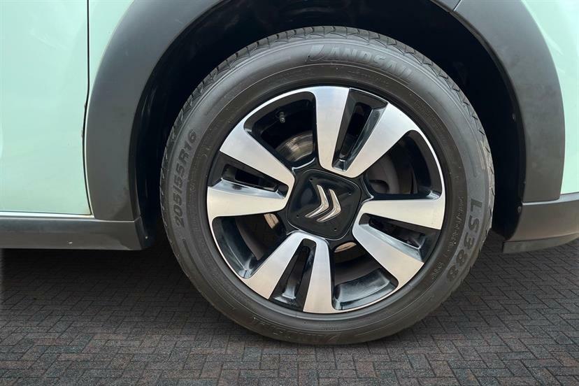 Citroen C3 1.2 Puretech Feel Green #4