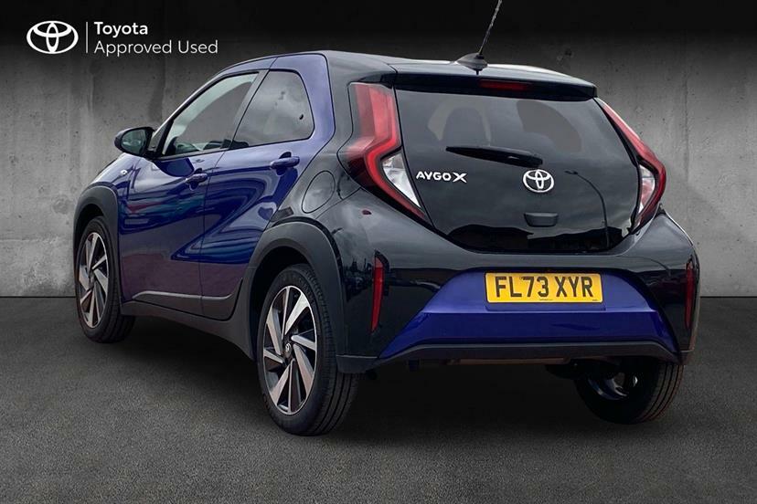 Toyota Aygo X 1.0 Vvt-i Edge FL73XYR Blue #4