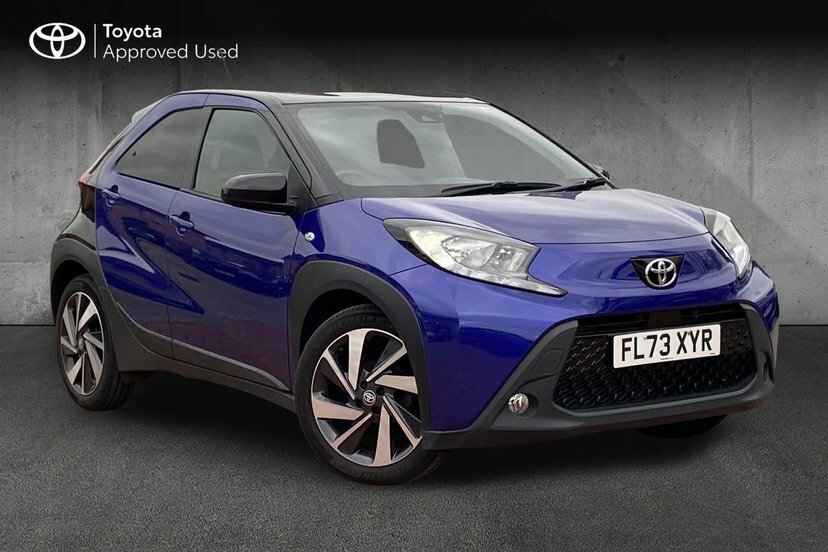 Toyota Aygo X 1.0 Vvt-i Edge Hatchback 72 Ps Blue