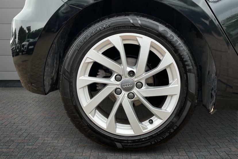 Audi A1 30 Tfsi Sport MD19ZTE Black #5
